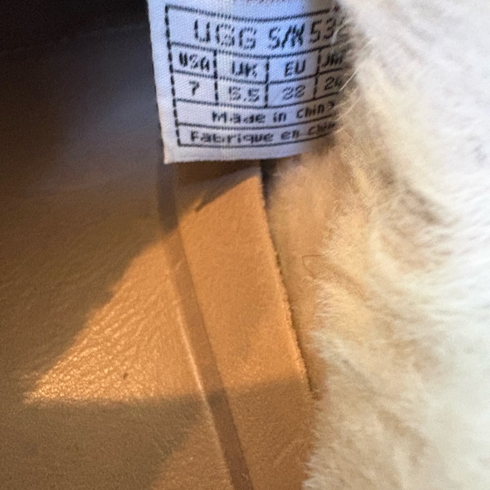UGG suede mule - Picture 11 of 11